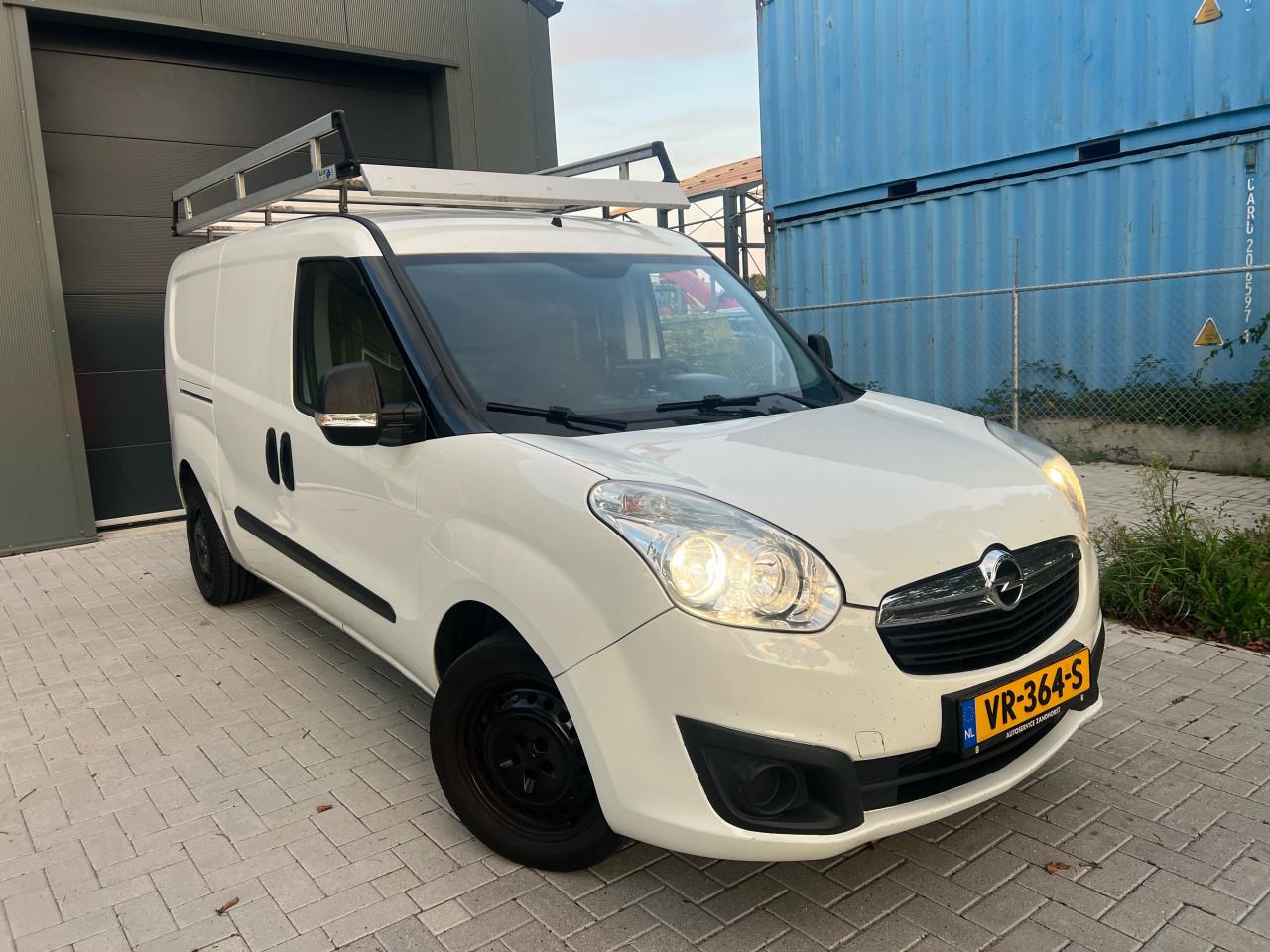 Opel Combo 1.3CDTI L2H1 158.897KM