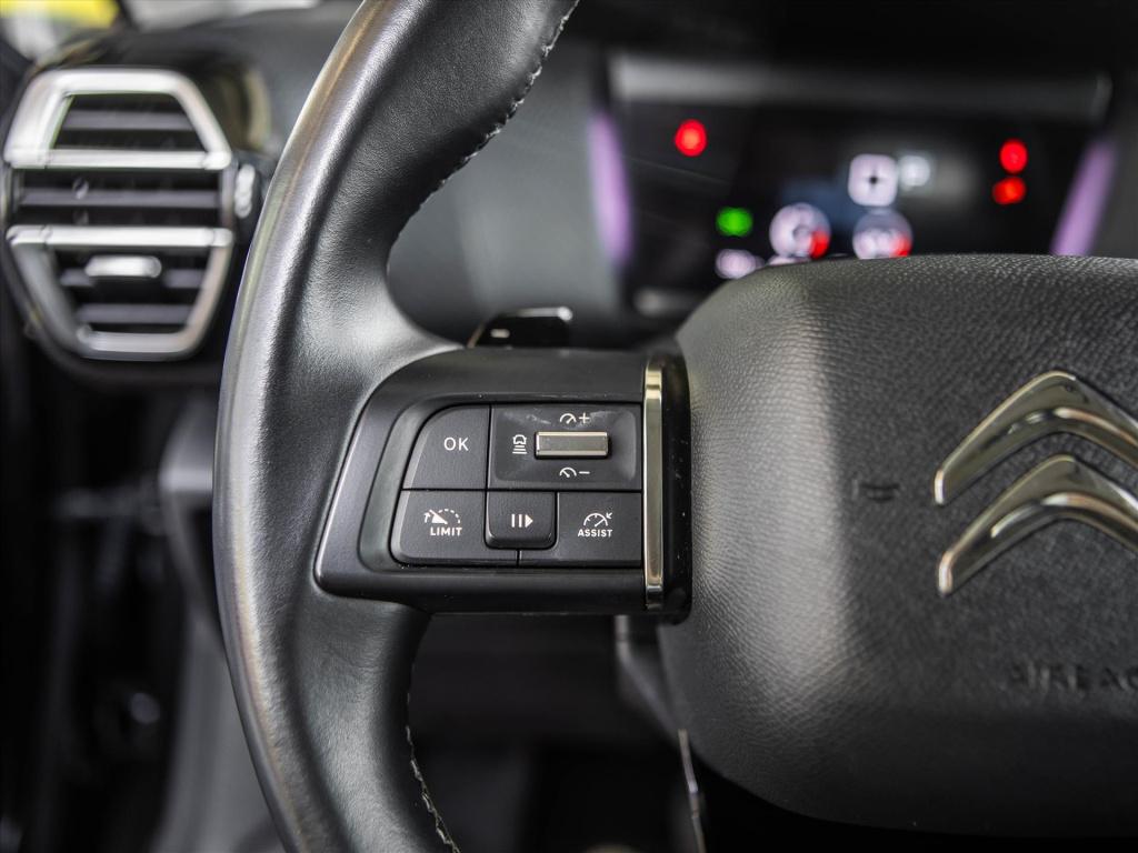Citroen C4 1.2 puretech 130pk shine automaat | hud | camera | navigatie | p