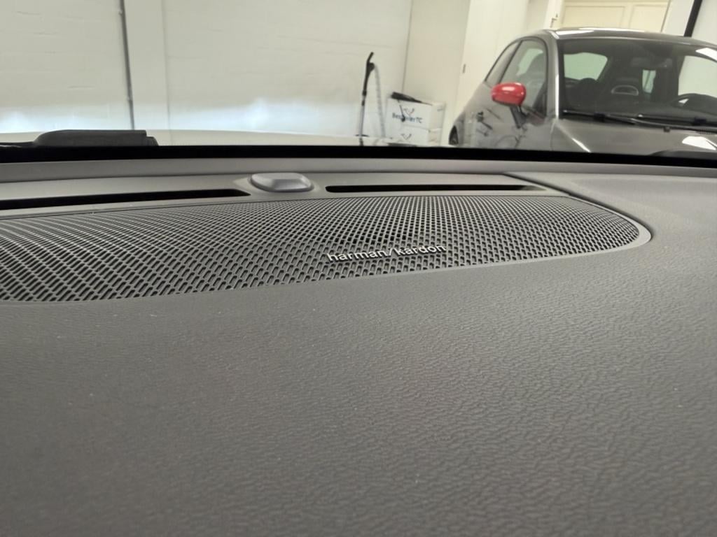 Volvo XC40 1.5 t4 recharge inscription | harman/kardon | leer | panoramadak