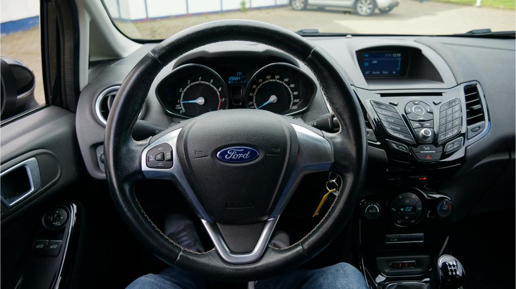 Ford Fiesta 1.0 titanium rijklaar incl garantie