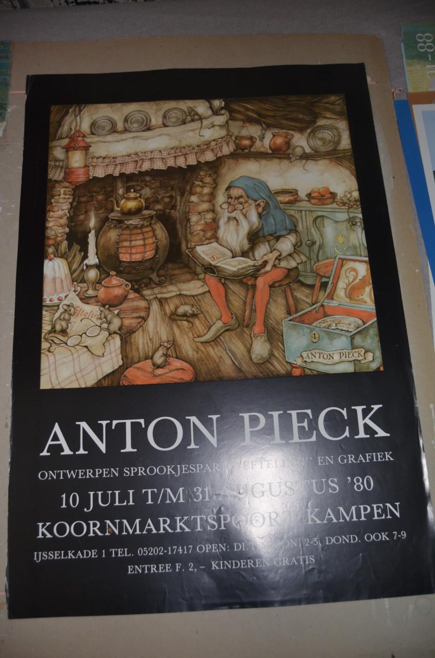 Posters tentoonstellingen Ned. kunstenaars ong. 40 jaar oud!