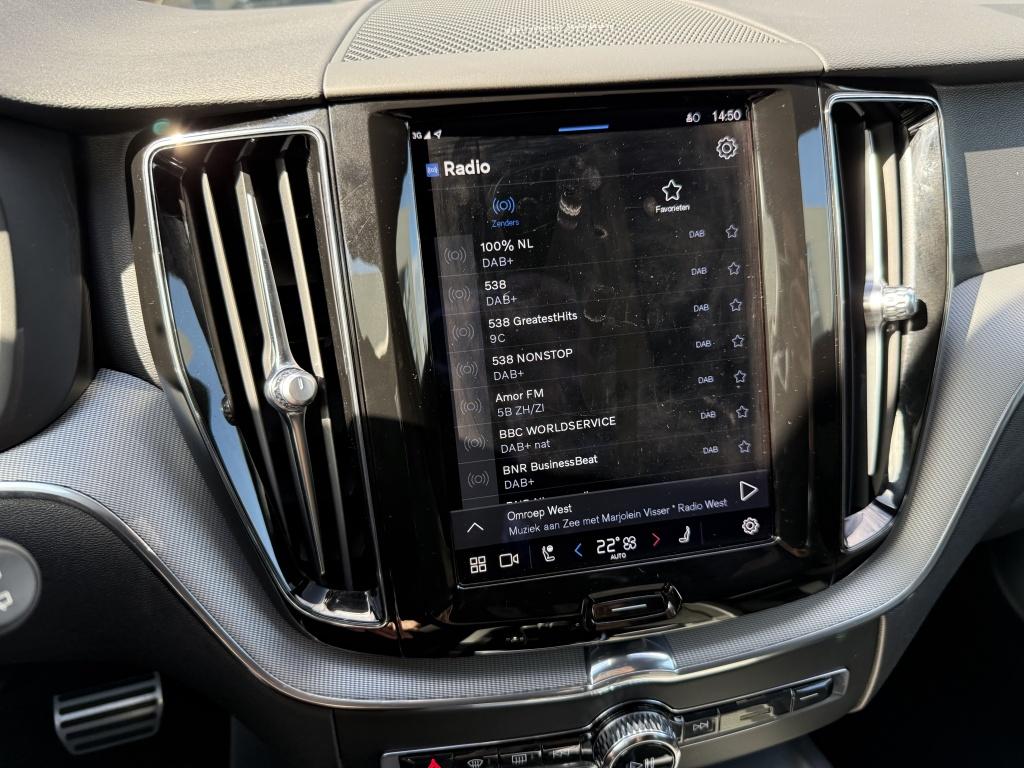 Volvo XC60 t8 455pk recharge r-design| panodak| adap.cruise| 360camera| hea