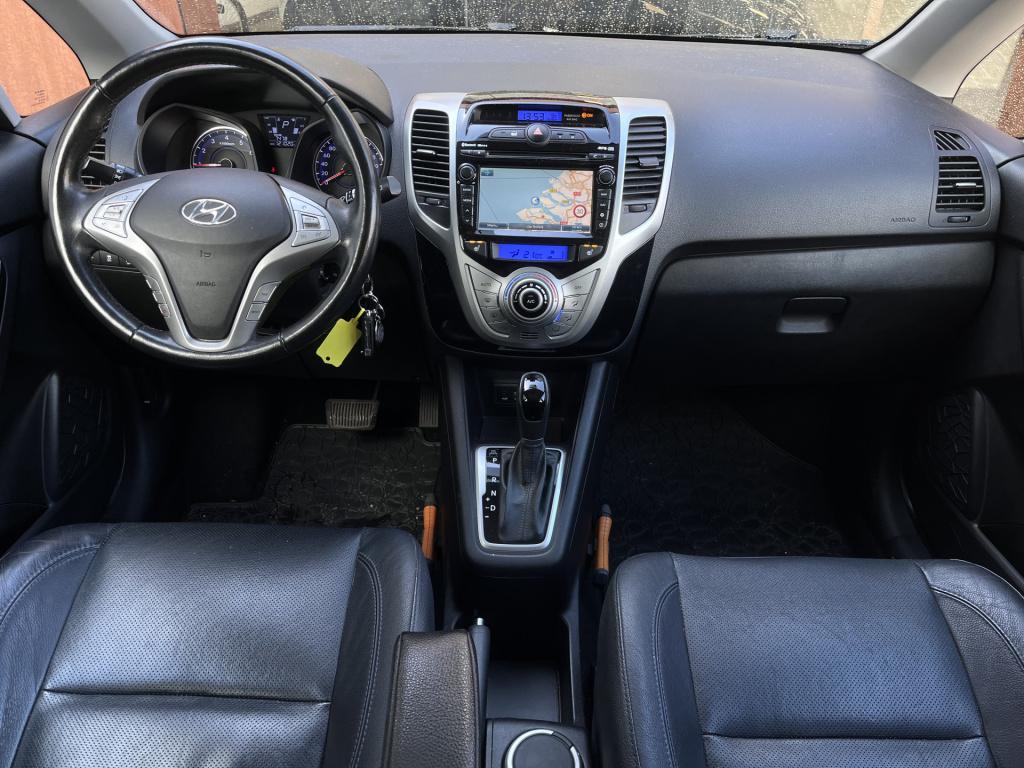 Hyundai Ix20 1.6i premium - cruise & climate c. | stoel-/stuurverw. | leder