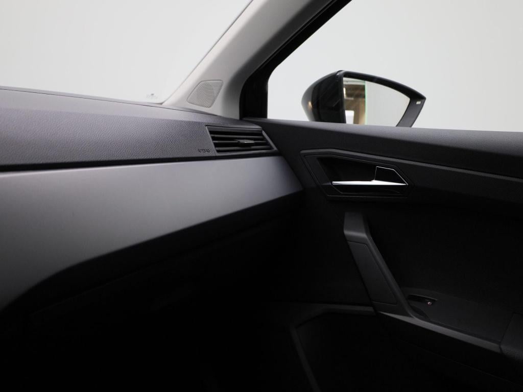 Seat Ibiza 1.0 tsi style business intense | navigatie | climate control | p