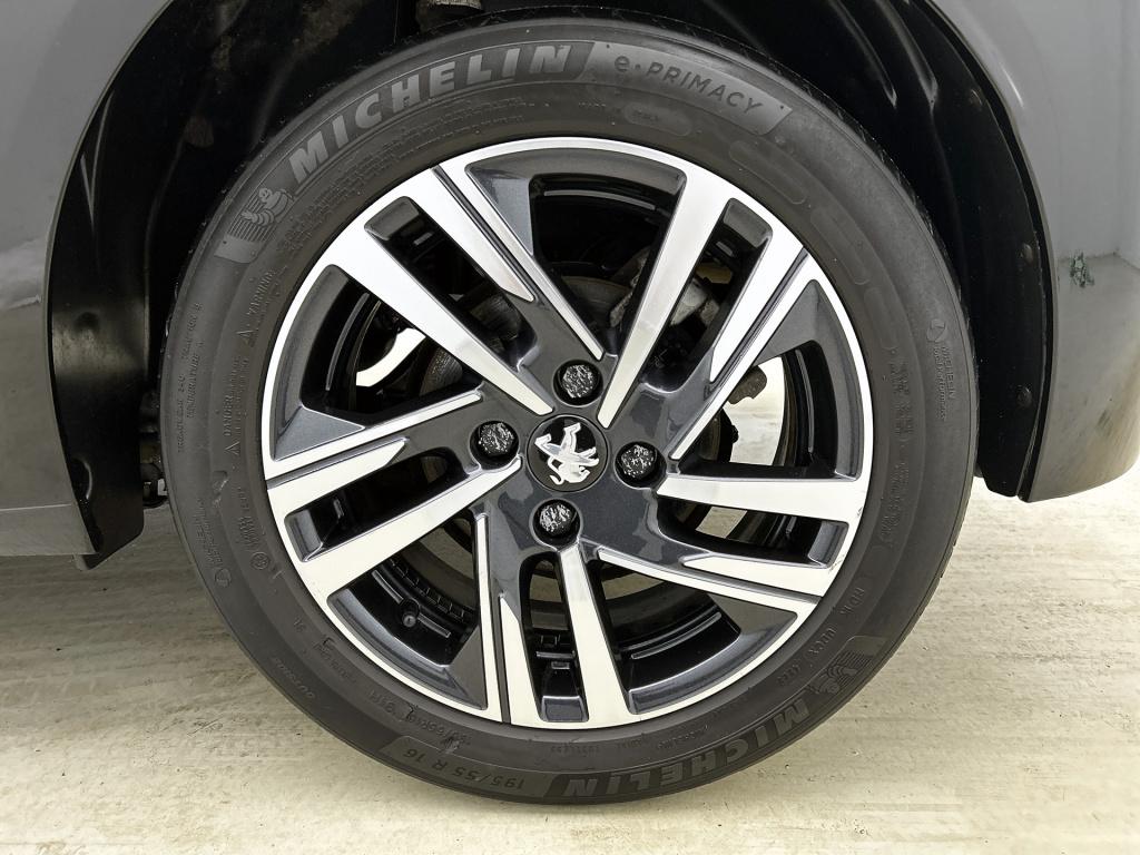 Peugeot 208 100pk allure pack | rijklaar | keyless | camera | stoelverwarmi