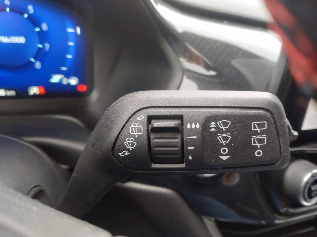 Ford Puma 1.0 eb hybrid st-line