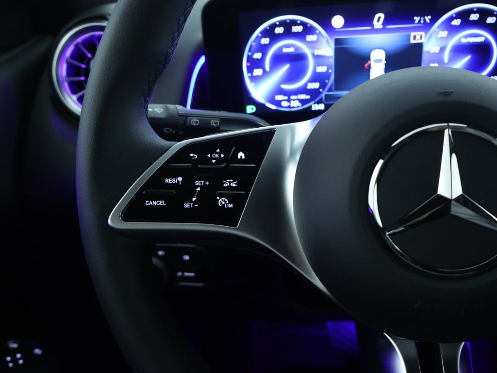 Mercedes-Benz Eqb 250+ business solution 71 kwh | parkeerpakket met achteru