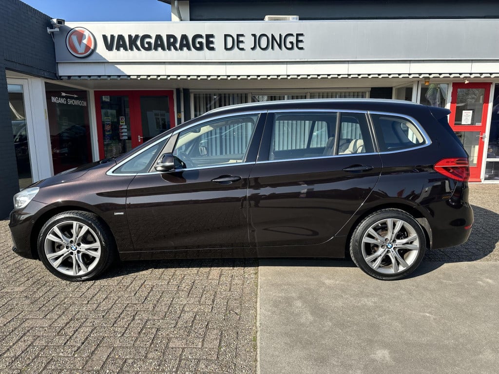 BMW 2-serie gran tourer 220i centennial high executive