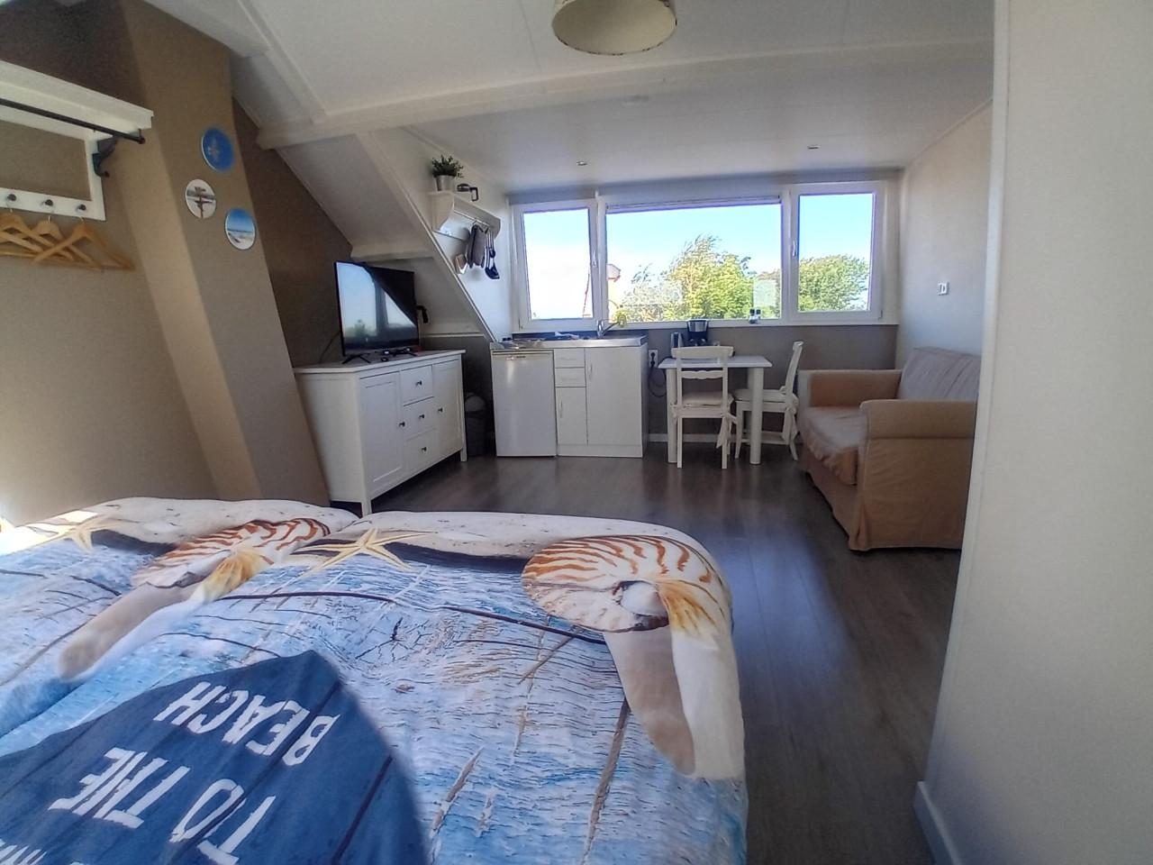 Nette studio te huur in Westkapelle, beschikbaar vanaf 1 / 10 / 2026. Rent.