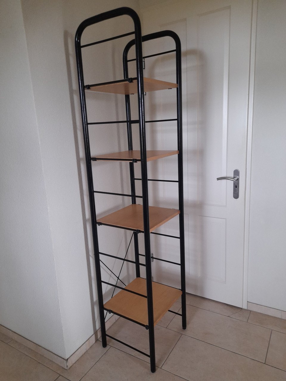Prachtig stevig rek 47 x 43 x 202H ( in goede nette staat )