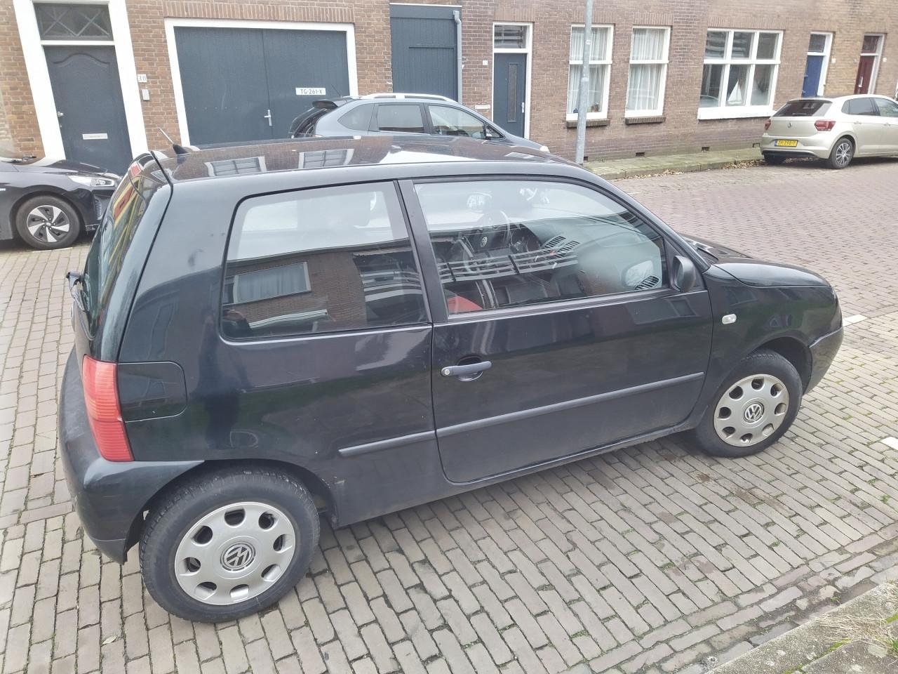 Leuke Volkswagen Lupo, Zwart, uit 2001, APK tot 28 maart 2026