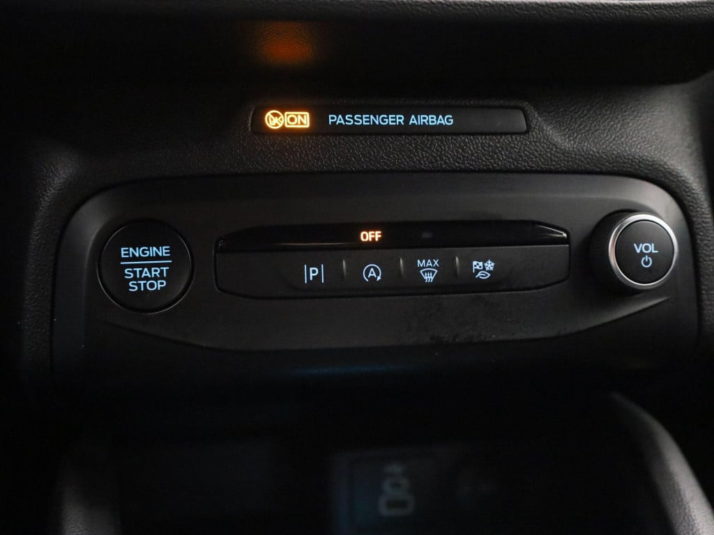 Ford Focus wagon 1.0 ecoboost hybrid st-line aut. | winterpack | climate co