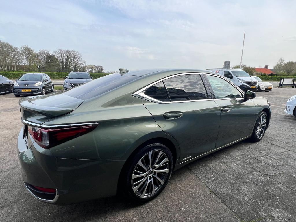 Lexus Es 300h luxury line , elektrisch panodak enz..
