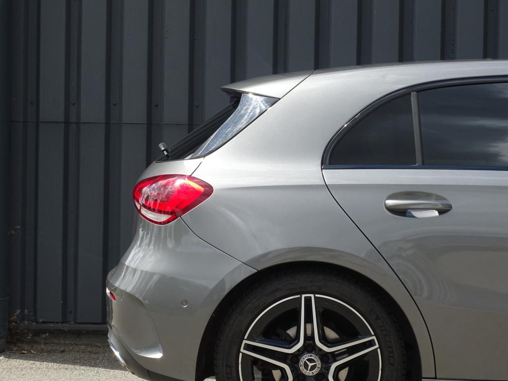Mercedes-Benz A-Klasse 180 business solution amg | pano | widescreen