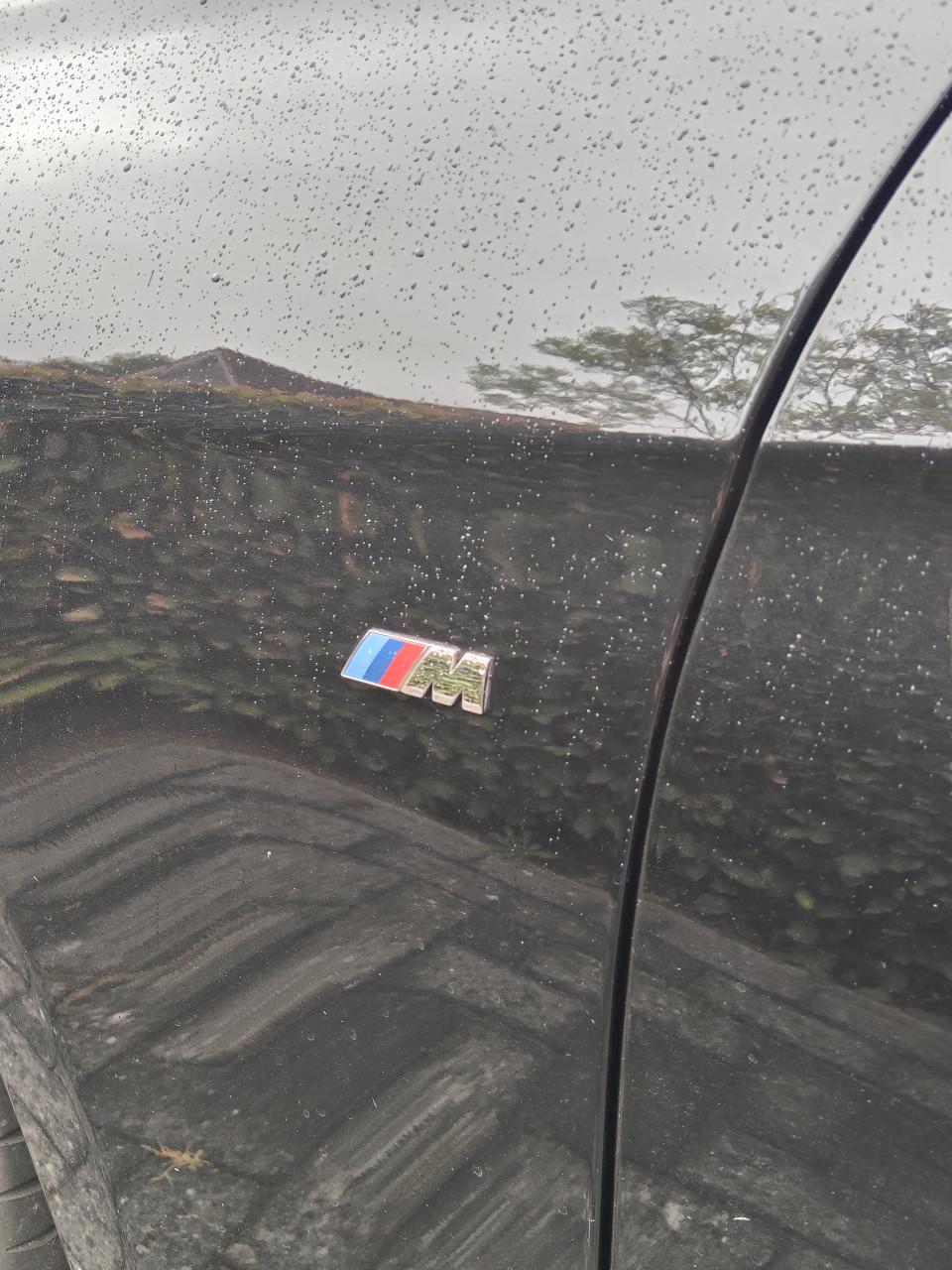 BMW 320I