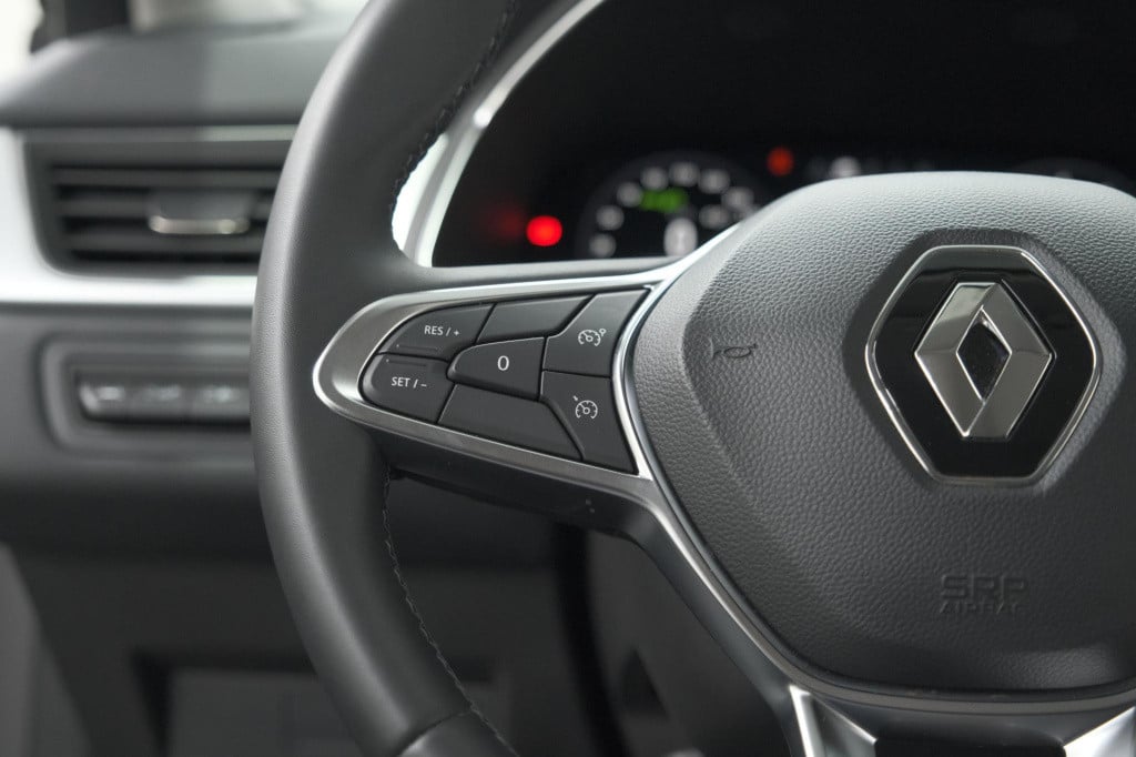 Renault Captur mild hybrid 140 edc techno | camera | 9.3 inch scherm | appl