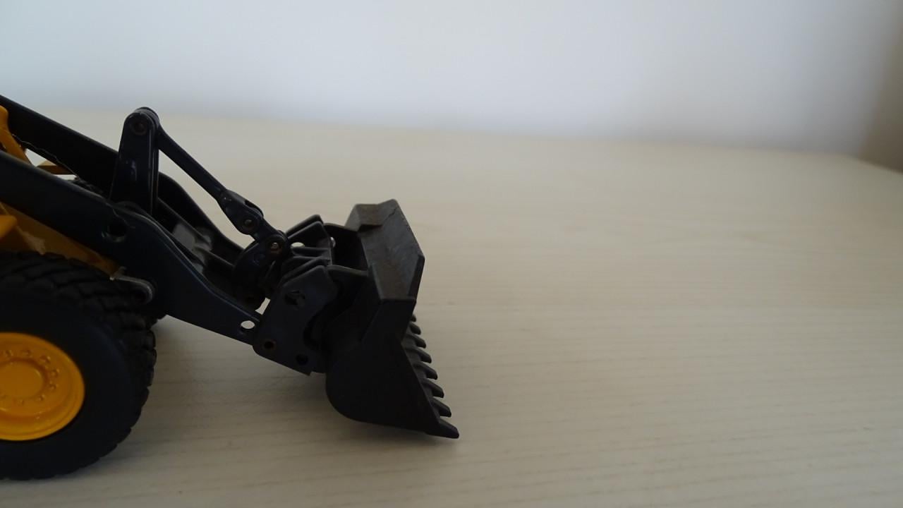 Setje Aanbouwdelen voor Shovels schaal 1:50