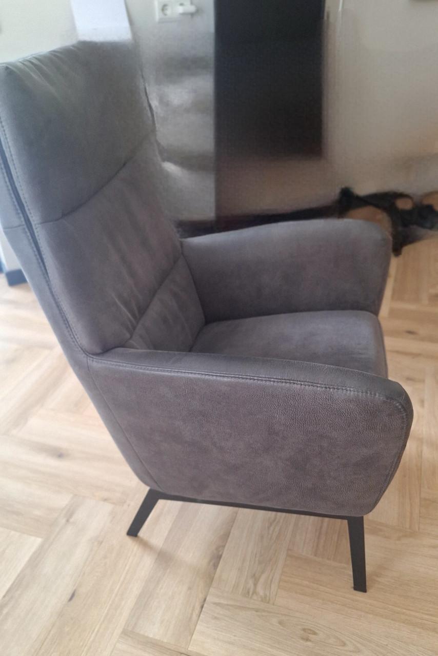 2 comfortabele stoelen