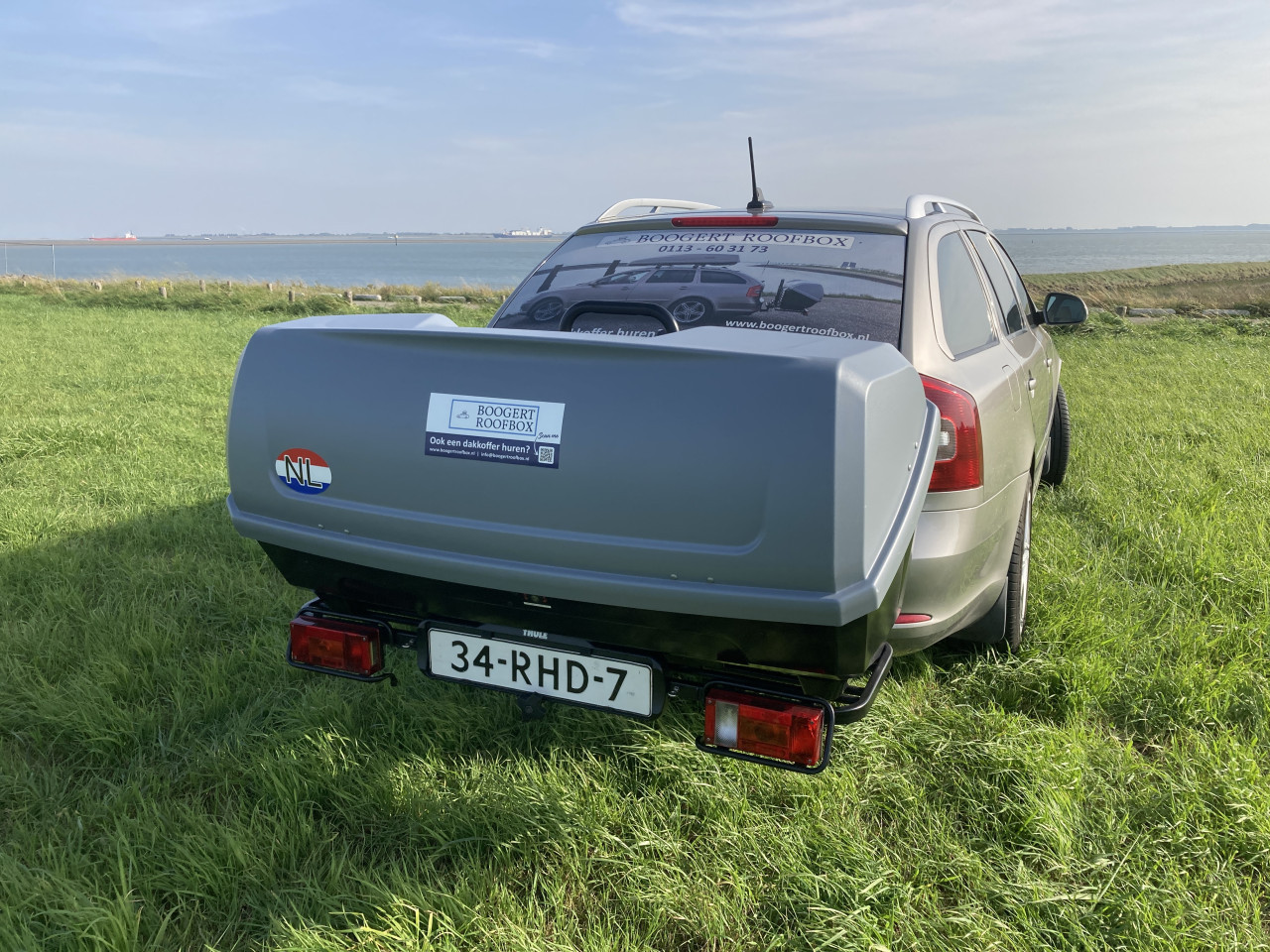 Trekhaakkoffer huren? Dakkoffer Verhuur Zeeland