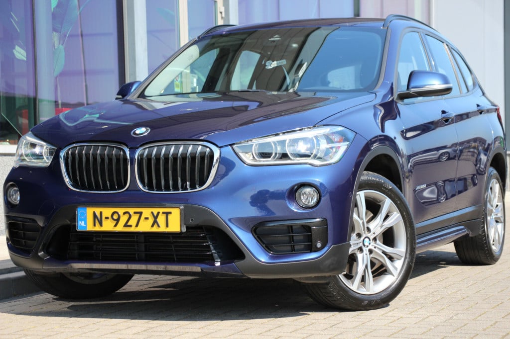 BMW X1 xdrive25i centennial high executive | leder | navi | cruise