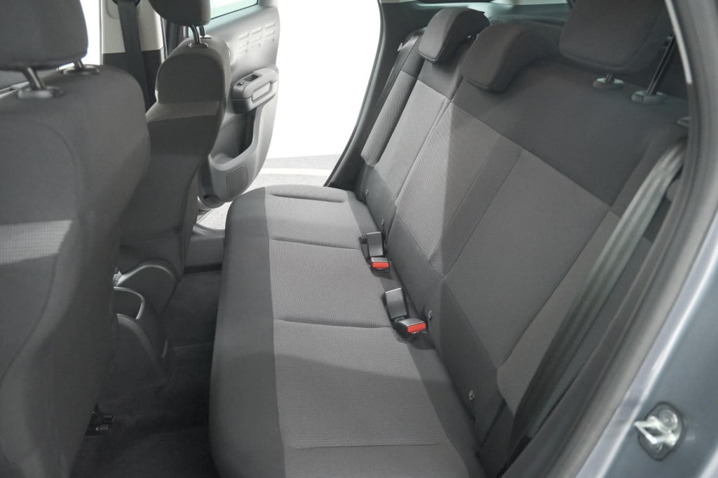 Citroen C3 Aircross puretech 130 eat6 max | allseason banden | parkeersenso