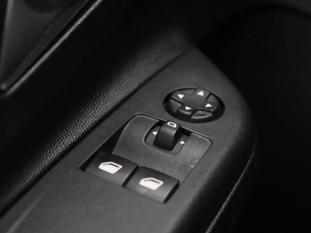 Opel Corsa 1.2 edition | lmv | navigatie | parkeer sensoren | airco | cruis