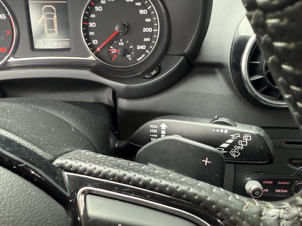 Audi A1 1.4 tfsi 150pk automaat ambition s-line business 3-drs