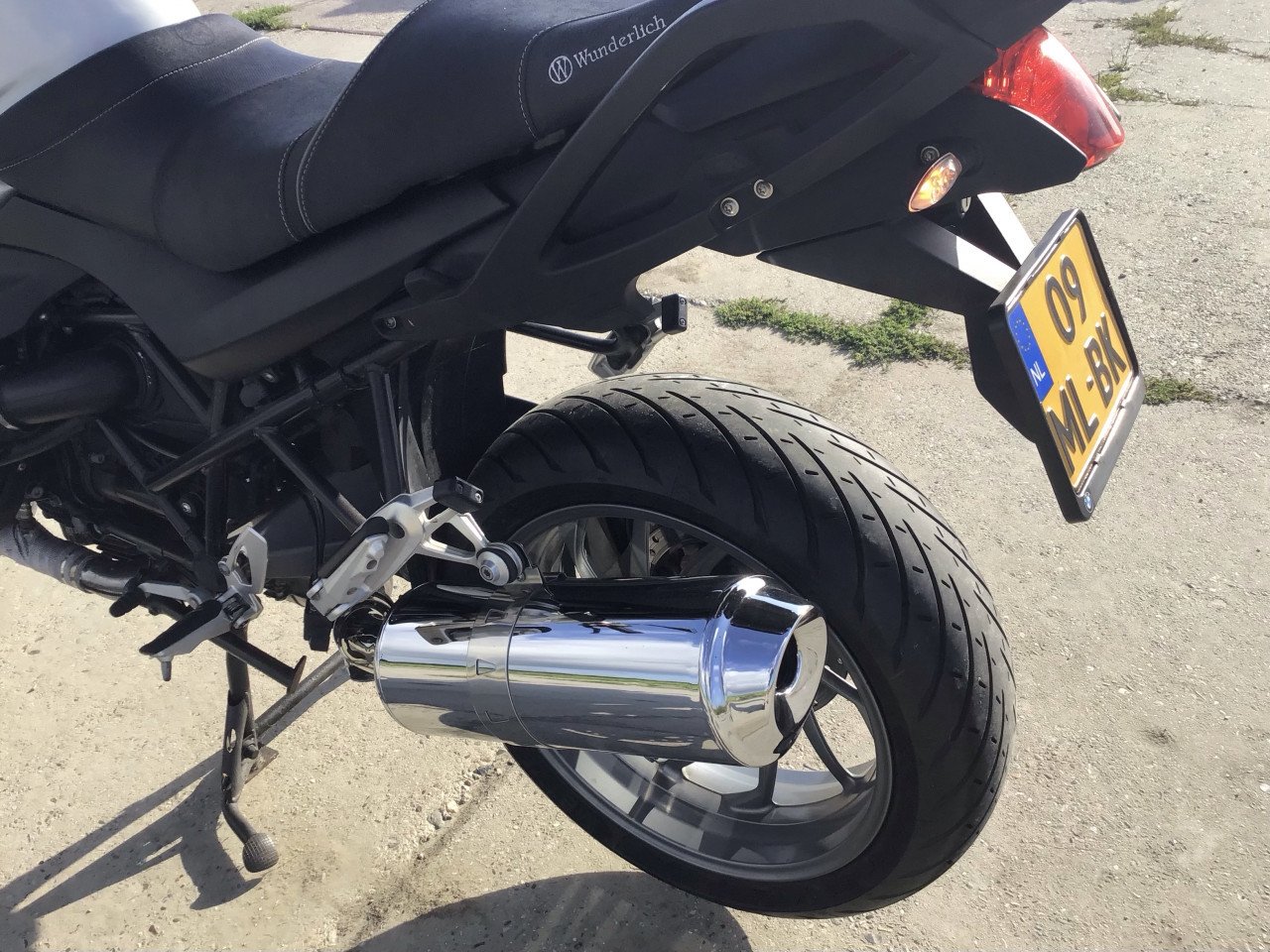 * LENTE AANBIEDING * bmw r1200r r 1200 r DOHC 2011 83000 km