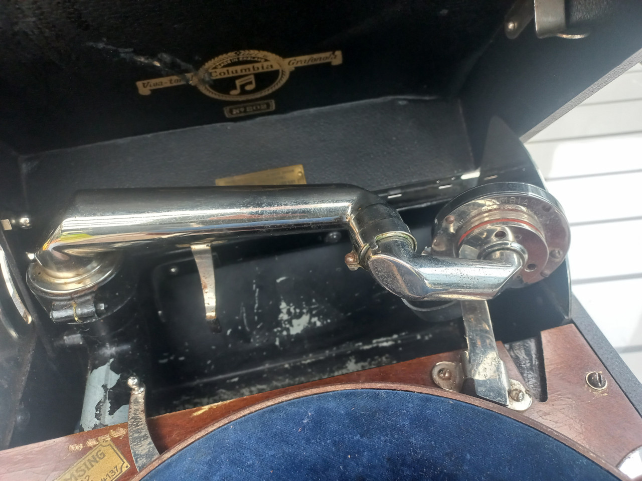 Gramophone, Columbia Grafonola Viva-Tonal No 202,