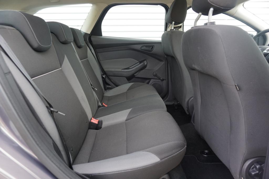 Ford Focus wagon 1.0 ecoboost edition airco / navi / cruise / carplay / ele