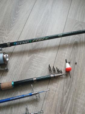 Te koop nog 1 telescoop hengeltje is uitschuifbaar tot 3m