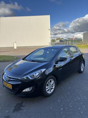 Hyundai i30 1.6 I Cvvt 5DR 2012 Zwart | NAP | NIEUWE APK!