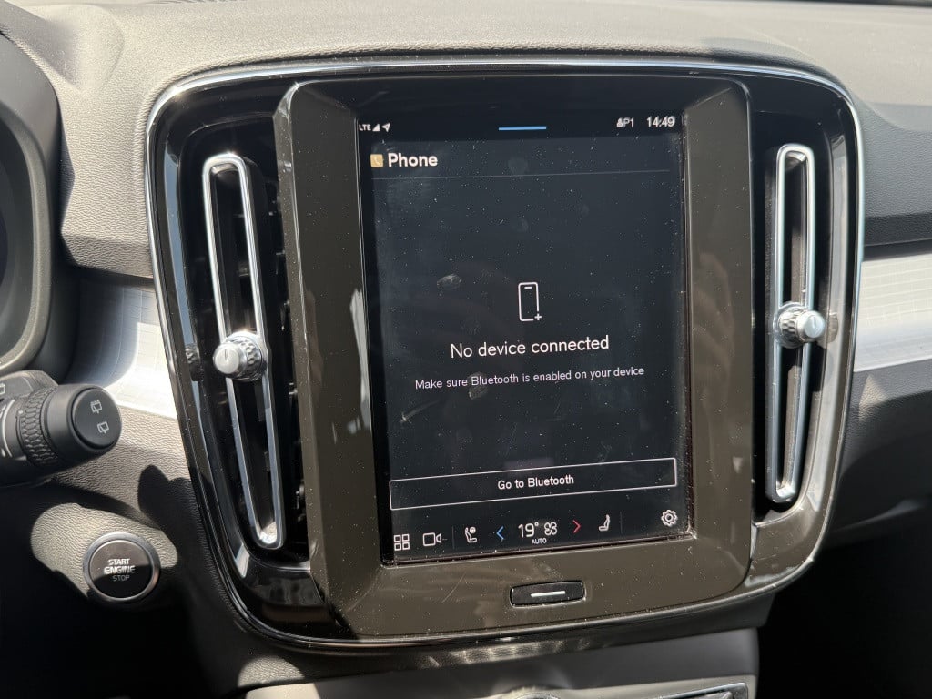 Volvo XC40 2.0 b4 plus dark