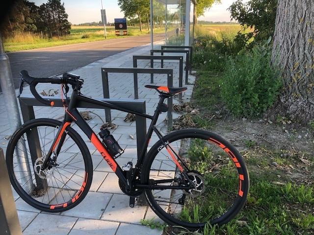🚴 Cube Attain Pro 2020 – Mooie racefiets, klaar voor nieuwe ritten!