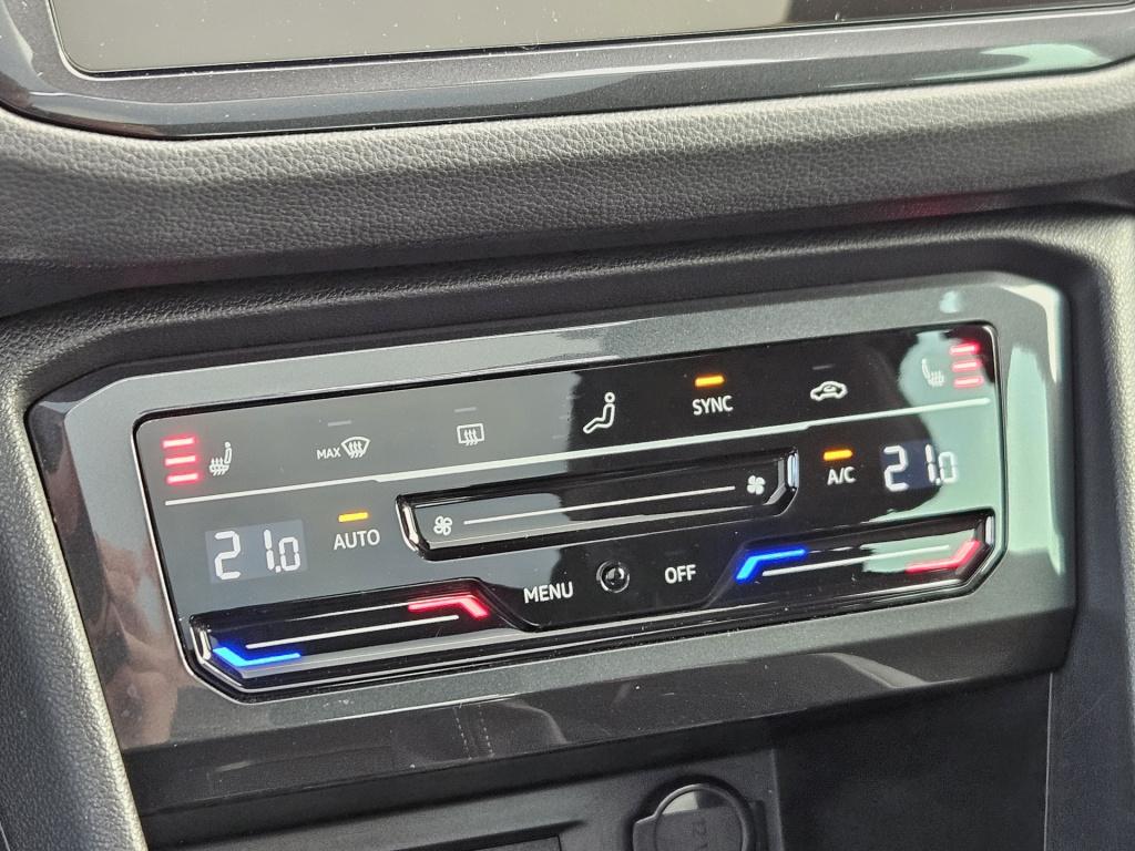 Volkswagen Tiguan 1.5 tsi r-line business+ | pano | acc | stoel/stuur verw.