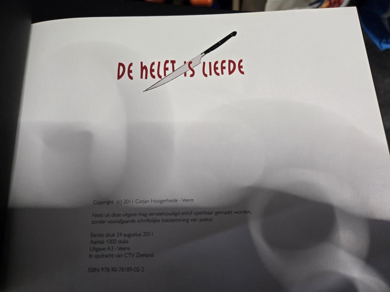 Kookboek „Ko(o)kboek: De helft is liefde!” van  Corjan Hoogerheide