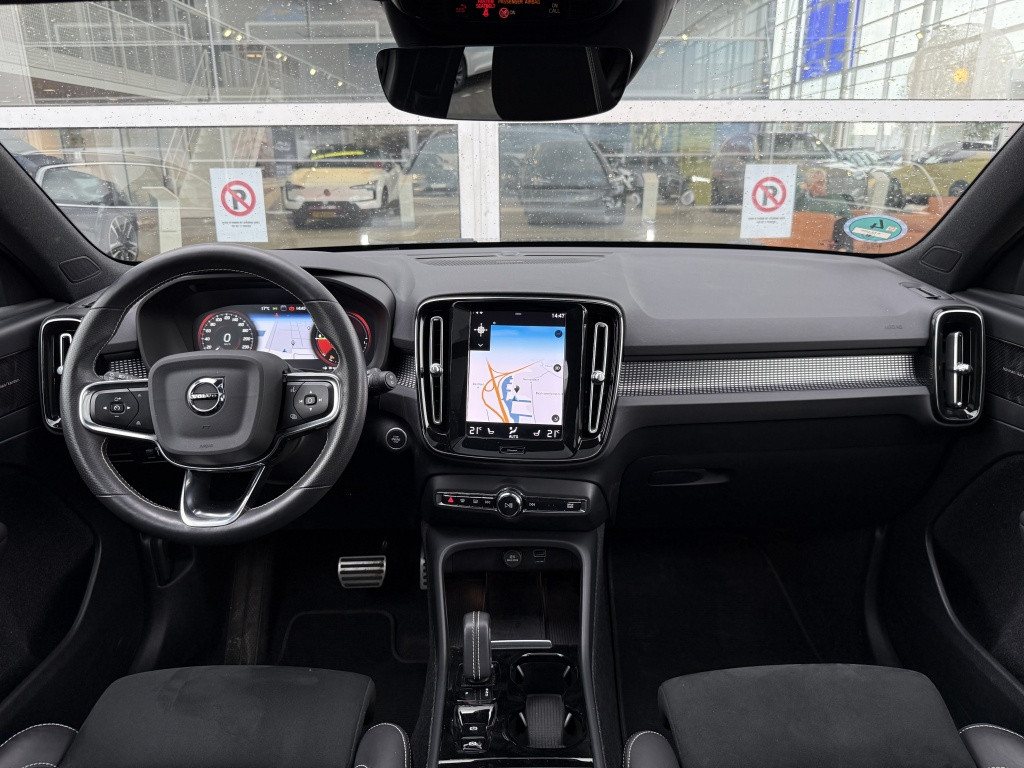 Volvo XC40 t5 262pk recharge r-design | full options !