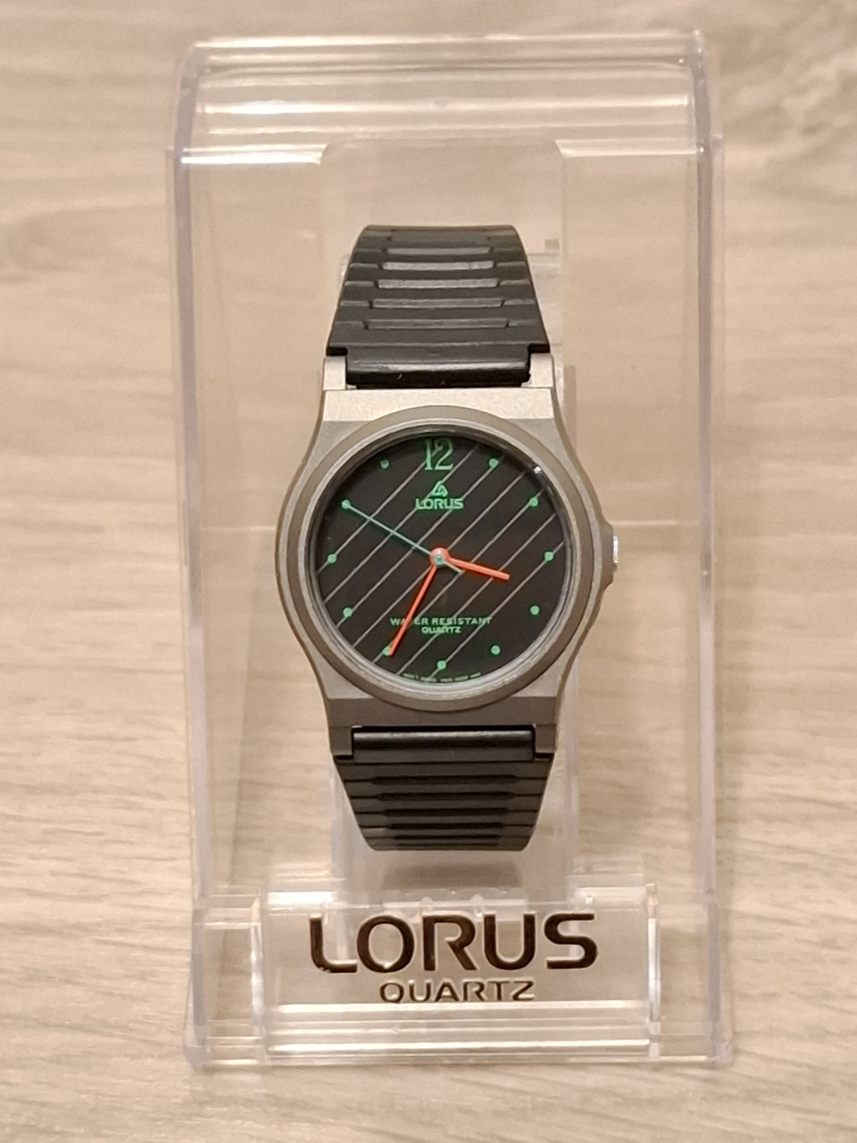 Lorus vintage quartz horloge