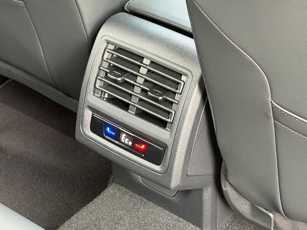 Volkswagen Golf 1.5 ehybrid goal | camera | head-up | dode hoek | carplay |