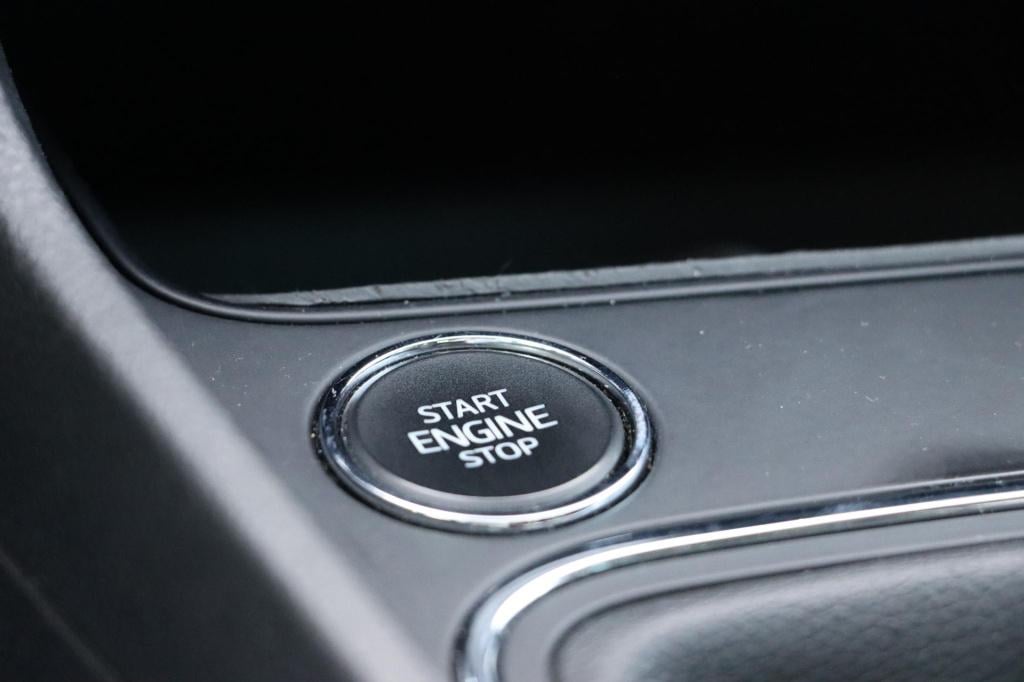 Seat Leon st 1.0 ecotsi style business intense 116pk