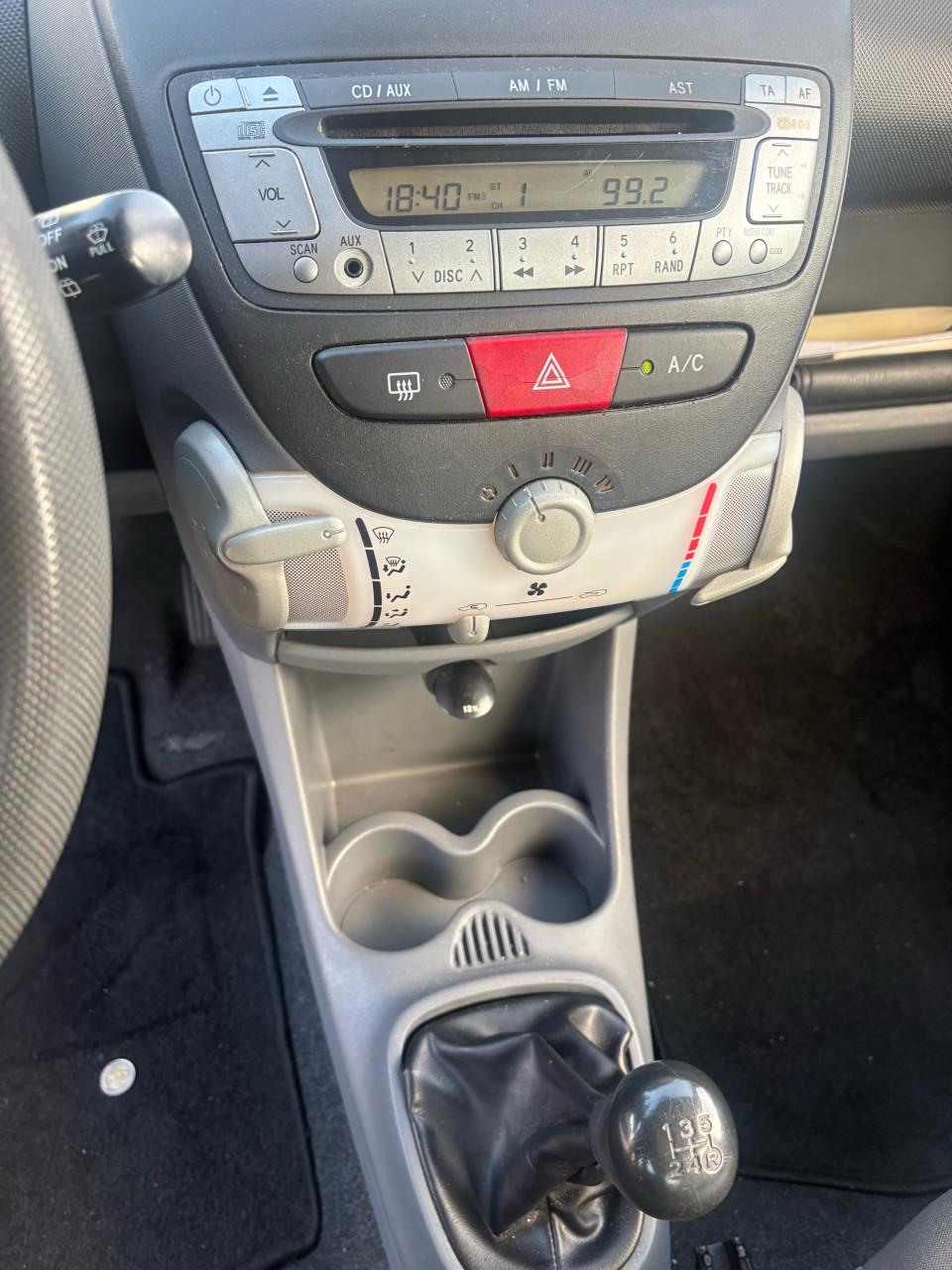 Toyota Aygo 1.0 benzine 2006 model