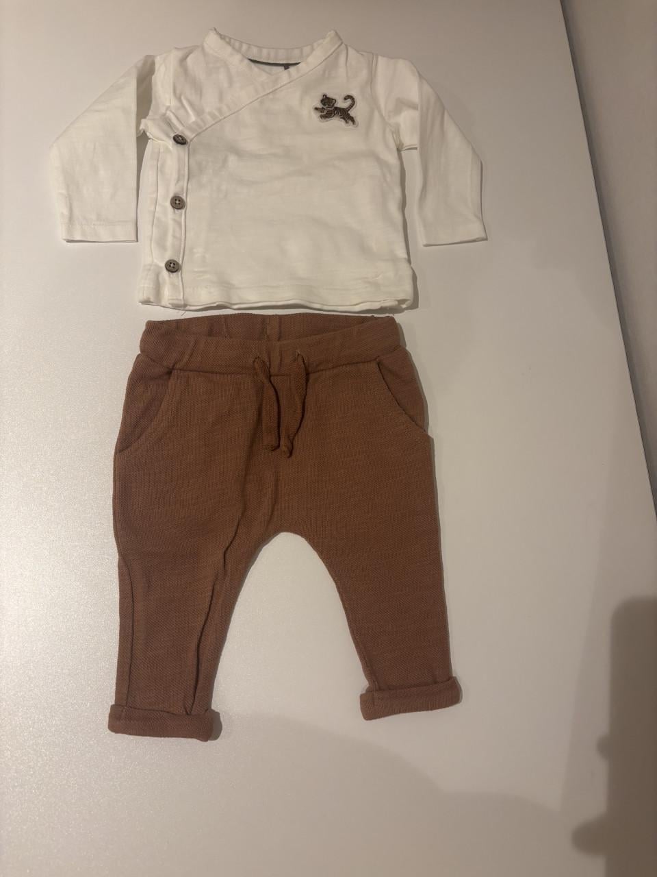 Baby kleertjes maat 50
