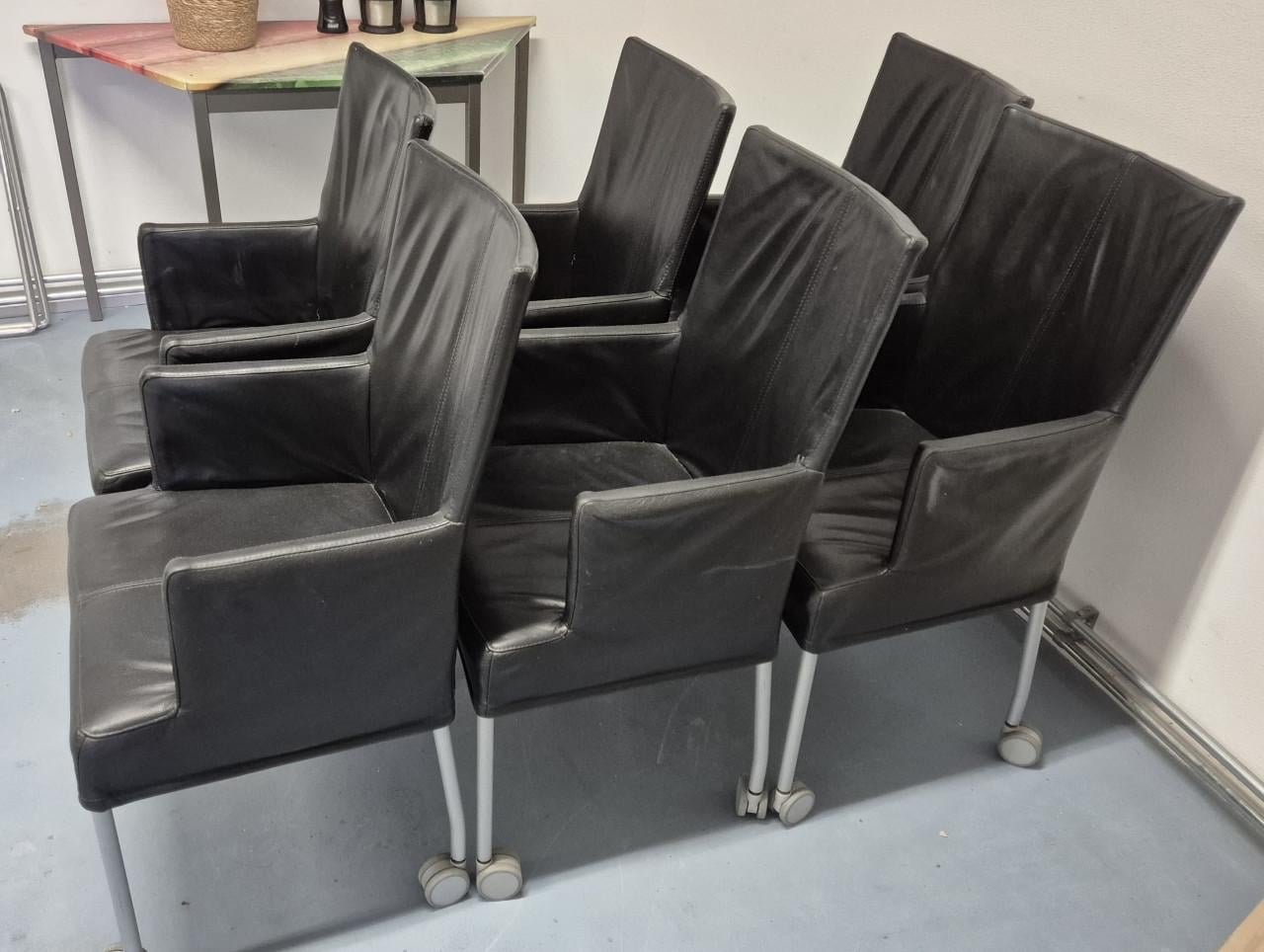Leren stoelen op wieltjes  6 stuks zwart