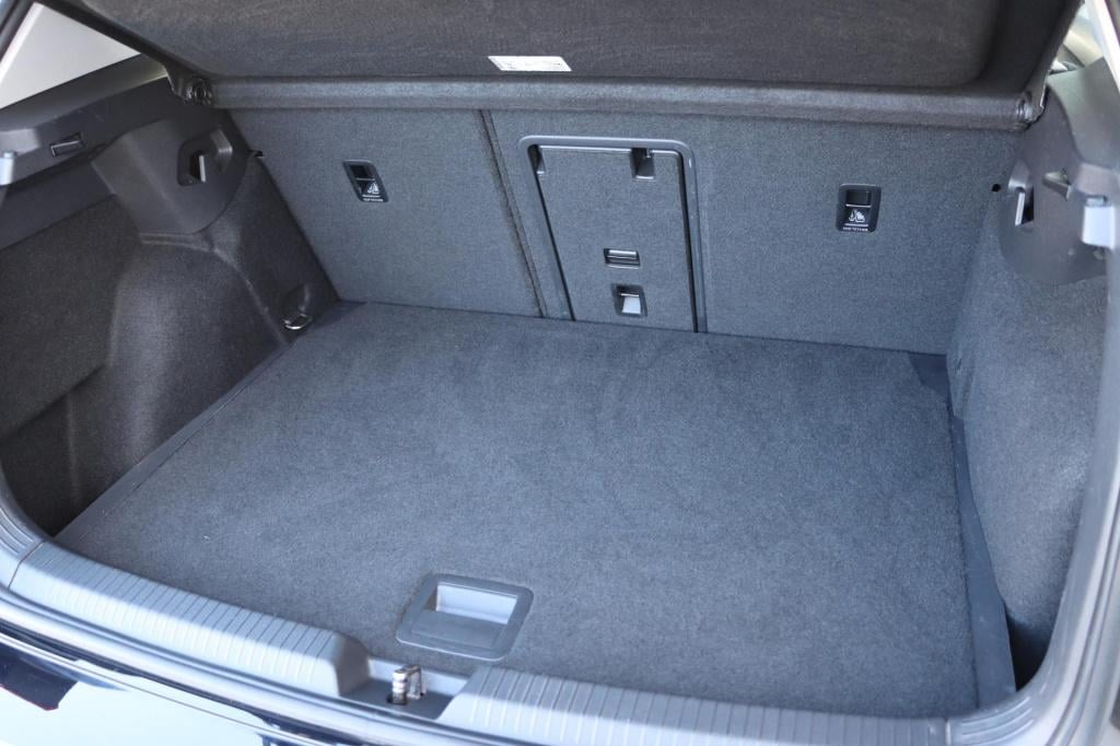 Volkswagen Golf 1.0 tsi life 110pk l panoramadak