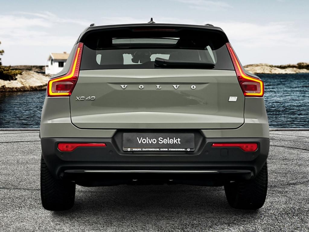 Volvo XC40 single motor ultimate 70kwh| pano| 360camera| adap.cruise|