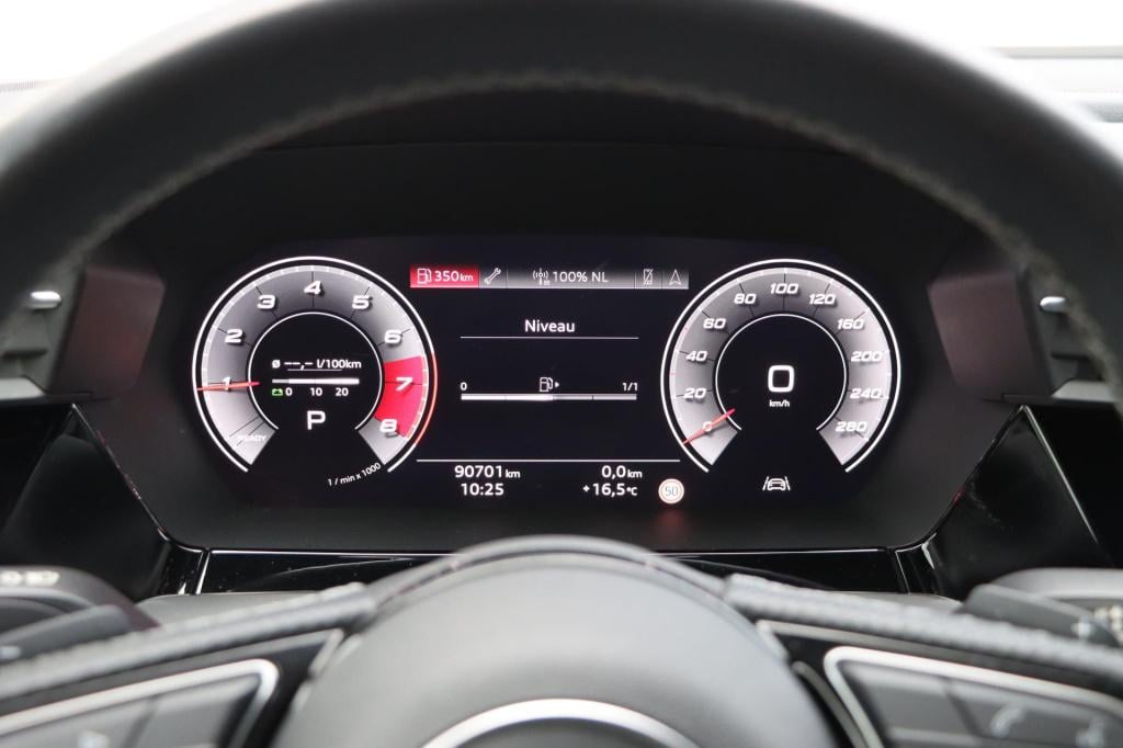 Audi A3 limousine 35 tfsi s-line edition 150pk s-tronic