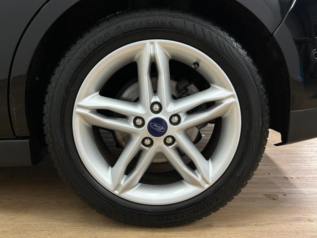 Ford C-max occasion 1.5 sport | zwart | tweedehands ford c-max | airco | st