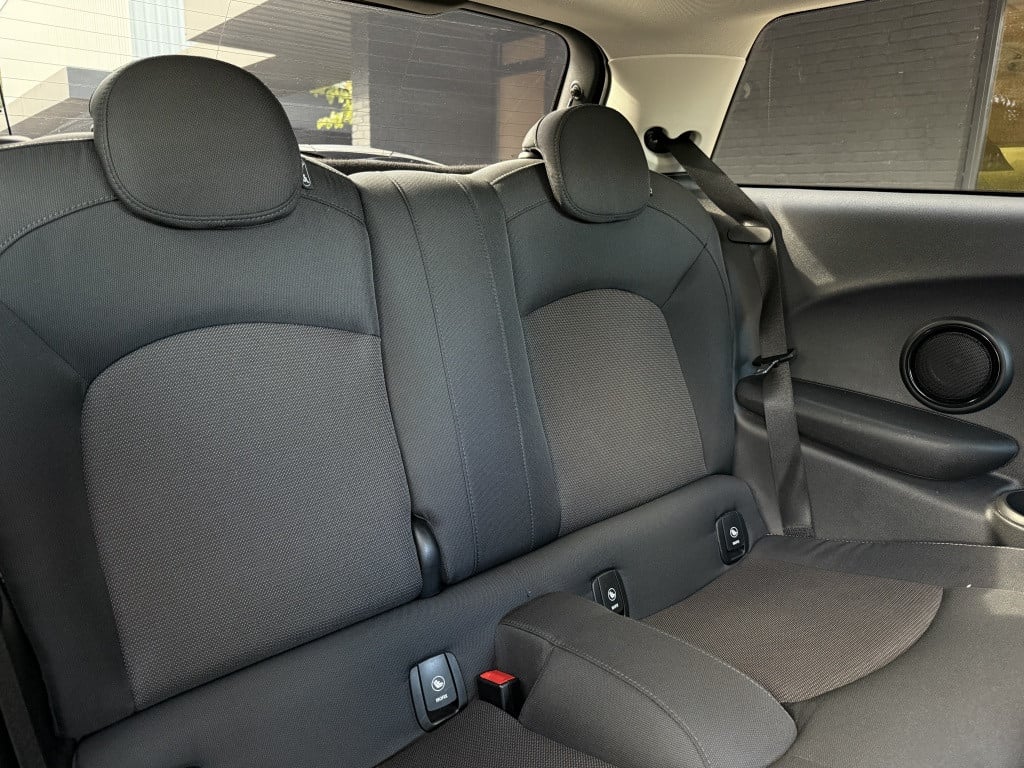 Mini One mini 1.5 first // dealer onderhouden // stoelverwarming //