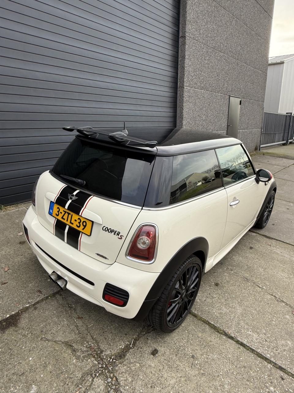 Mini Cooper S 1.6 John Cooper Works 168DKM 2008