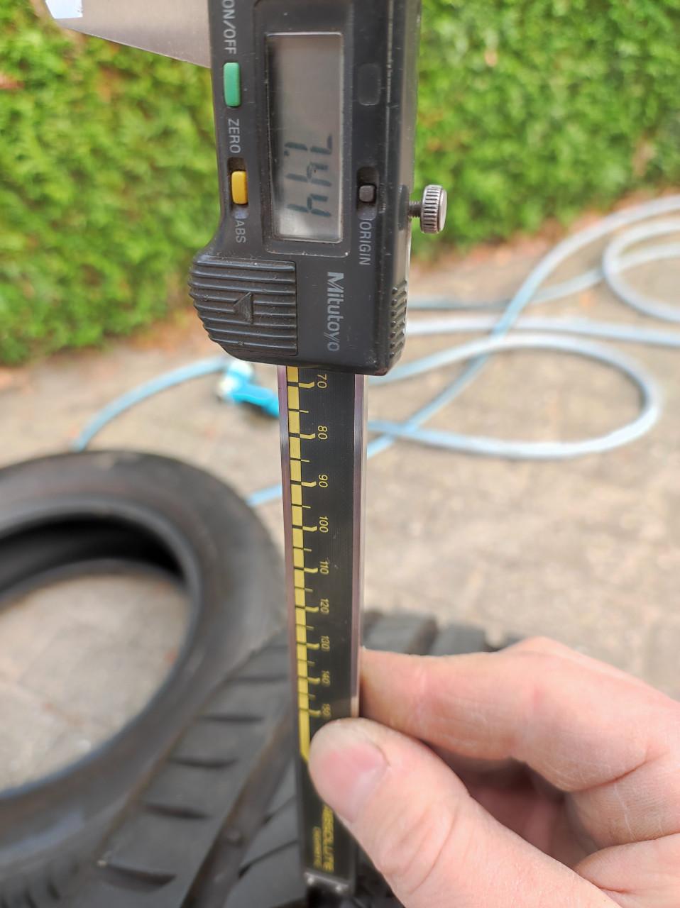 Twee stuks General Altimax One S zomerbanden 205/60 R15 91H